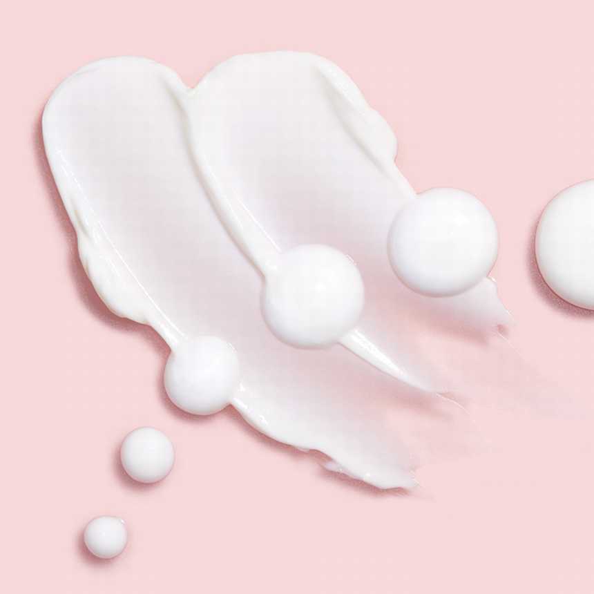  Is An Oil-to-Cream Facial Cleanser Proper for You?