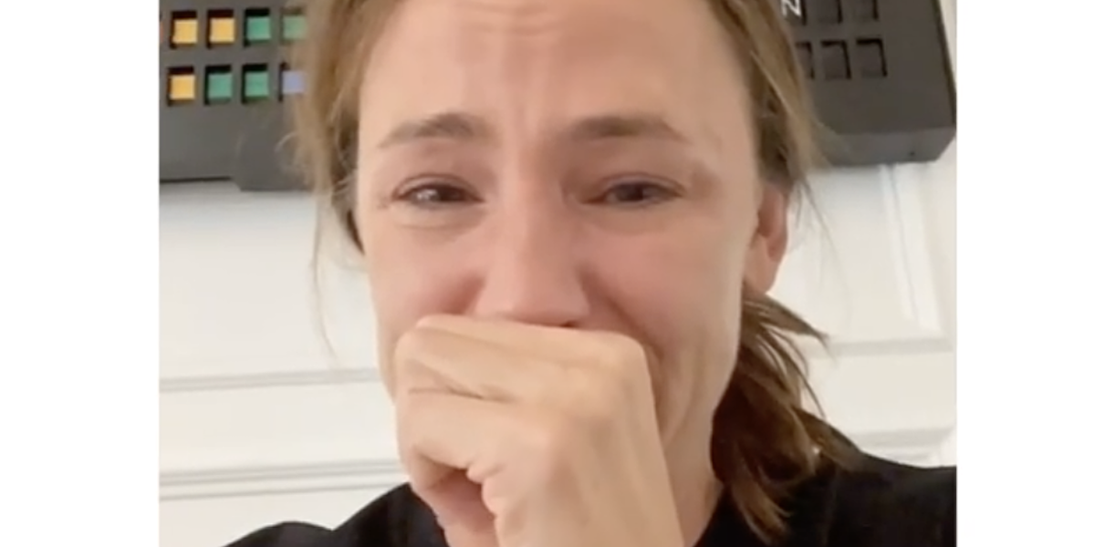  Jennifer Garner Broke Down in Gradual-Movement Tears After Ending 'The Workplace'